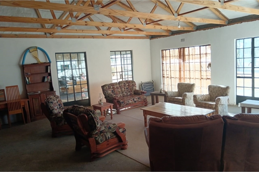 4 Bedroom Property for Sale in Oranjeville Free State